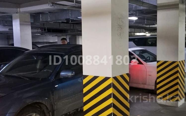 Паркинг · 15 м² · Кабанбай Батыра 15 — Калинина бегалина за 40 000 〒 в Алматы, Медеуский р-н — фото 2