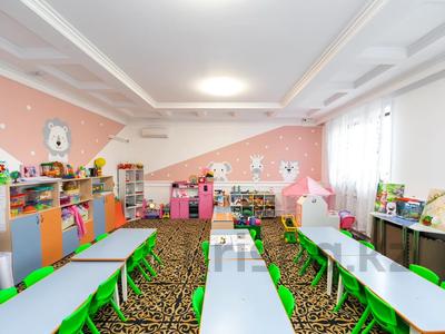 Жеке үй · 8 бөлме · 1000 м² · 10 жүзд., Баганалы 8, бағасы: 350 млн ₸ в Астане, Алматы р-н
