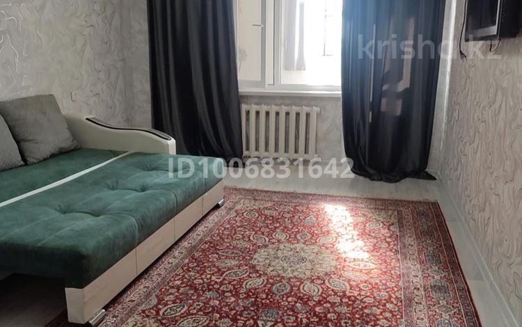 1-комнатная квартира · 33 м² · 3/5 этаж, Байтурсынова 3 — гостиница Селена Стар,близко Зубенко рыбный базар,близко площади за 10.5 млн 〒 в  — фото 2