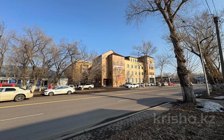 Кеңселер, монша, қонақ үй және демалыс орындары, білім орталықтары · 1200 м², бағасы: 360 млн ₸ в Караганде, Казыбек би р-н — фото 2