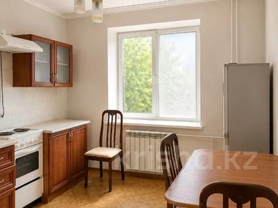 1-бөлмелі пәтер · 34 м² · 2/5 қабат, Жансугурова, бағасы: 12.5 млн ₸ в Талдыкоргане