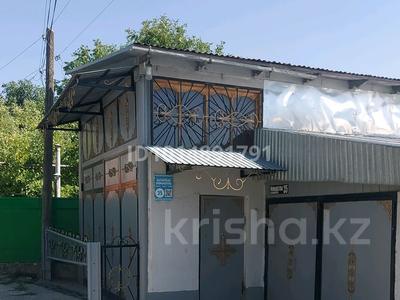 Отдельный дом · 6 комнат · 200 м² · 20 сот., Бауыржан момышулы 35 за 50 млн ₸ в им. Турара рыскуловой