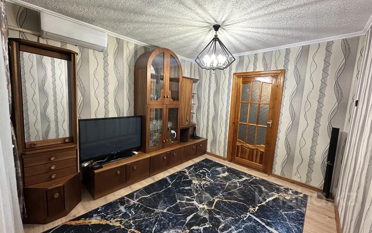 2-бөлмелі пәтер · 45 м² · 3/4 қабат, Казыбек би 189, бағасы: 320 000 ₸ в Алматы — фото 2