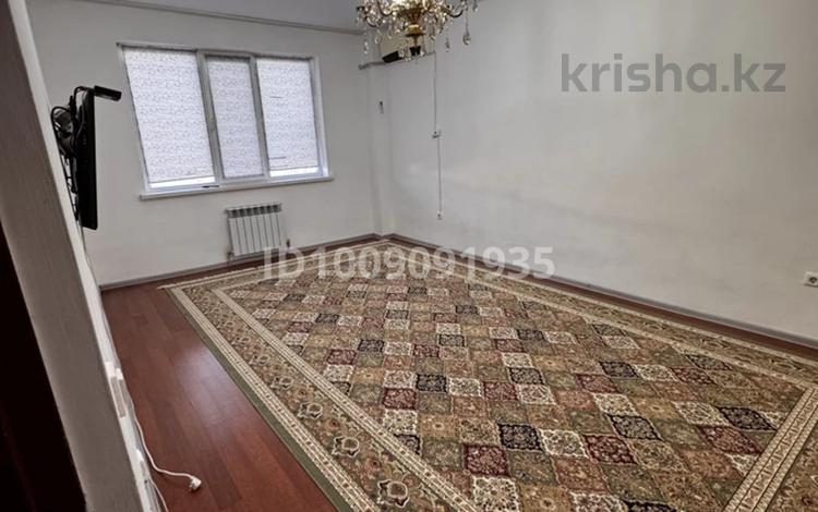 2-комнатная квартира · 65 м² · 3/5 этаж, мкр Нурсая за 23 млн ₸ в Атырау — фото 2