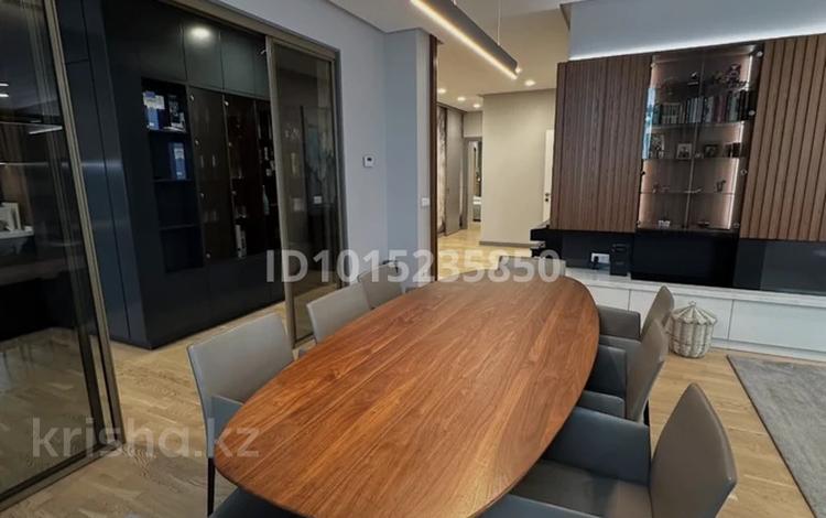 4-комнатная квартира · 156 м² · 11/12 этаж, 19-й мкр, 19 мкрн 4/4 за 30 000 ₸ в Актау — фото 2