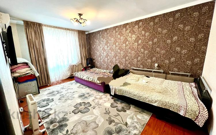 5-комнатная квартира, 111 м², 5/5 этаж, Мкр Мушелтой за 24 млн 〒 в Талдыкоргане — фото 2