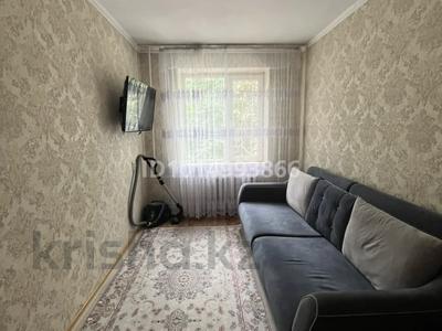 4-бөлмелі пәтер · 74 м² · 2/5 қабат, Самал ш/а. 21, бағасы: 20 млн ₸ в Таразе, мкр Самал