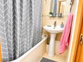 2-бөлмелі пәтер · 45 м² · 2/5 қабат, Шашкина 23 — Аль фараби, бағасы: 35.5 млн ₸ в Алматы, Медеуский р-н — фото 16