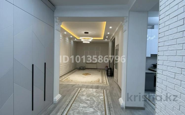 2-комнатная квартира · 70 м² · 2/11 этаж, проспект Байдибекби 5/7 — ЖК Қос-Тұра за 180 000 ₸ в Шымкенте, Туран р-н — фото 2