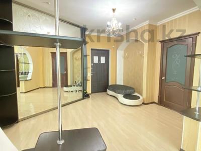 3-бөлмелі пәтер · 128 м² · 9/25 қабат, мкр 11, бағасы: 36 млн ₸ в Актобе