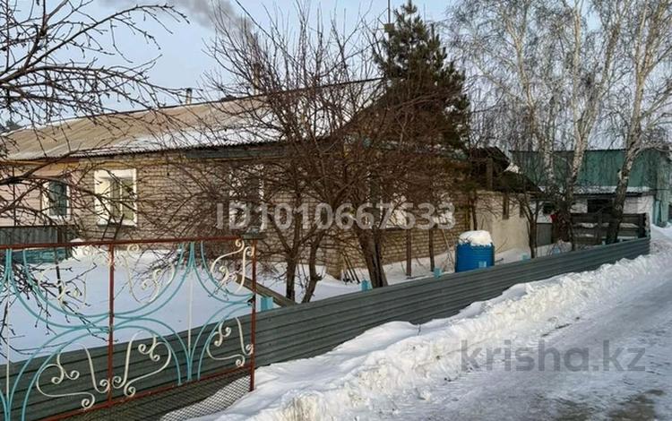Часть дома · 3 комнаты · 65 м² · 11 сот., Курманова 1/2 за 25 млн ₸ в Жибек Жолы — фото 2
