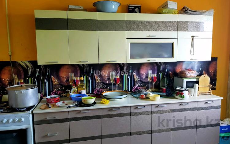 Жеке үй · 5 бөлме · 180 м² · 8 жүзд., Мкр. Көктем ул. Ж Сенебай дом 14, бағасы: 33 млн ₸ в Атырау — фото 2