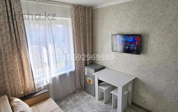 1-комнатная квартира, 10 м², 2 этаж, мкр №2 20/1 — Саина-Кабдолова за 9.5 млн 〒 в Алматы, Ауэзовский р-н — фото 2