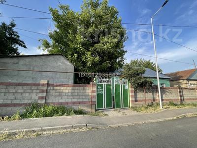 Отдельный дом · 6 комнат · 5000 м² · 10 сот., Бекбосынов 94 — Ванновка орталығында за 25 млн ₸ в им. Турара рыскуловой
