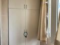 3-комнатная квартира · 75 м² · 3/5 этаж, Кабанбай Батыр 70 за 450 000 ₸ в Алматы, Медеуский р-н — фото 3