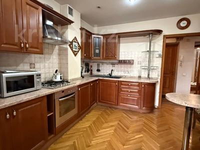 3-комнатная квартира · 75 м² · 3/5 этаж, Кабанбай Батыр 70 за 450 000 ₸ в Алматы, Медеуский р-н