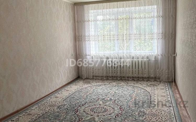 2-комнатная квартира, 48 м², 2/5 этаж, Валиханова 20 за 6 млн 〒 в Алге — фото 2