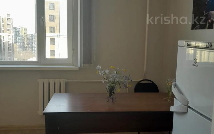 6-комнатная квартира, 183 м², 9/10 этаж помесячно, Розабакиева 173