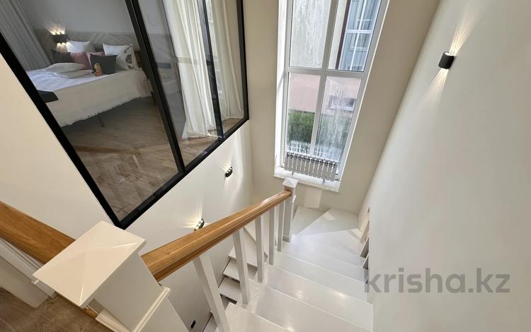 Жеке үй · 5 бөлме · 240 м² · 8 жүзд., ул. Шашкина, бағасы: 235 млн ₸ в Астане, Есильский р-н — фото 2