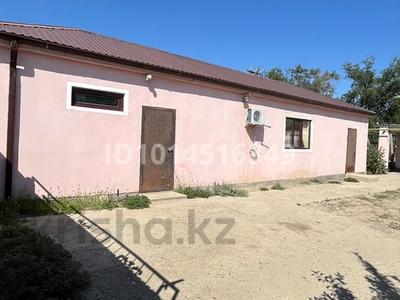 Жеке үй · 3 бөлме · 105 м² · 6 жүзд., Ақжар, Уалиева 109/1, бағасы: 15.5 млн ₸ в Атырау, Акжар