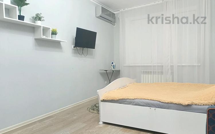1-бөлмелі пәтер · 50 м² · 2/5 қабат, Алтын орда ш/а. 22/1, бағасы: 180 000 ₸ в Актобе, мкр. Алтын орда — фото 2