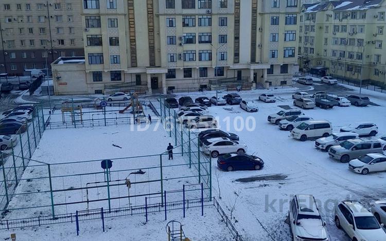 3-комнатная квартира · 105 м² · 4/9 этаж, 17-й мкр 17/1 за 300 000 ₸ в Актау — фото 2