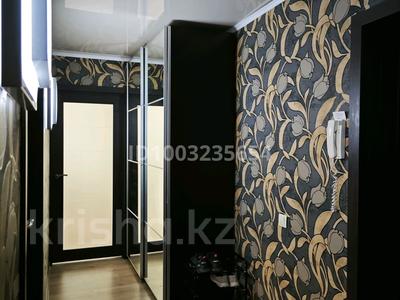 2-комнатная квартира · 58.5 м² · 9/9 этаж, Курмангазы — Курмангазы/Абая за 19.8 млн ₸ в Уральске, мкр Школьник