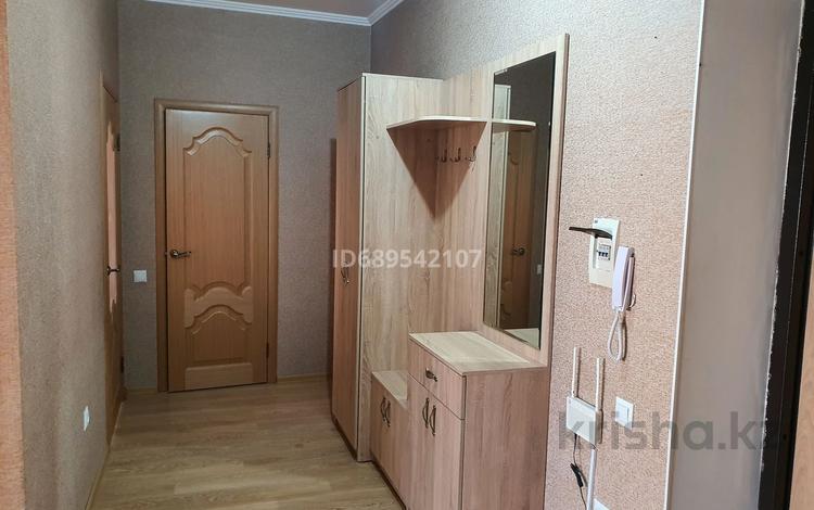 1-комнатная квартира · 64 м² · 5/5 этаж, мкр. Алтын орда, Мкр. Батыс-2 9/3 — Анаға тағзым. за 190 000 〒 в Актобе — фото 3