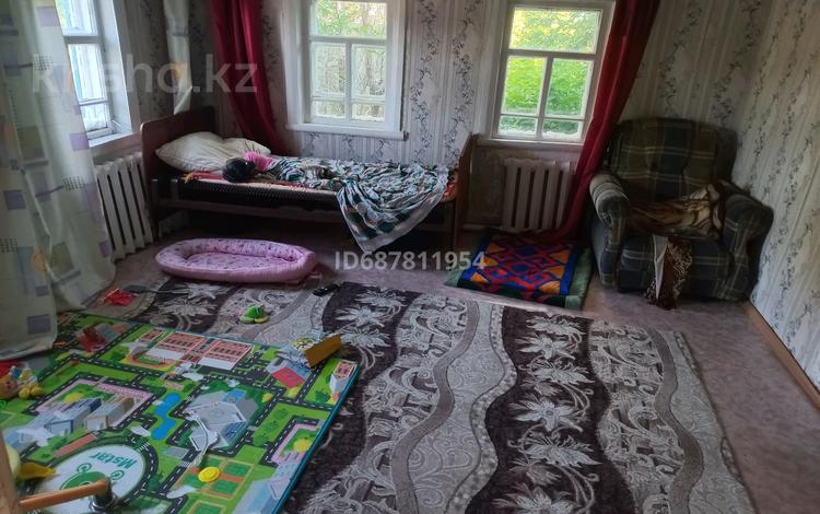 Отдельный дом • 2 комнаты • 42.8 м² • 25 сот., Тусупжанова 192 за 3.7 млн 〒 в Бородулихе — фото 9