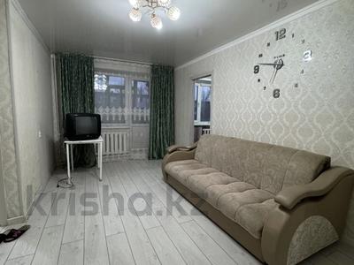 3-комнатная квартира · 44 м² · 4/6 этаж, Майкудук, 16й микрорайон — 17й микрорайон за 11.4 млн 〒 в Караганде, Алихана Бокейханова р-н