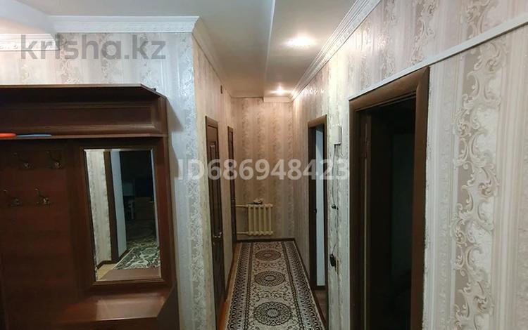 3-бөлмелі пәтер, 74.4 м², 5/5 қабат, Мкр Сырдария 10, бағасы: 20 млн 〒 в  — фото 2