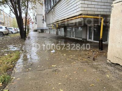 Свободное назначение, офисы, магазины и бутики, склады, общепит, салоны красоты, медцентры и аптеки, образование, развлечения · 80 м² за 15.5 млн 〒 в Уральске, мкр Астана