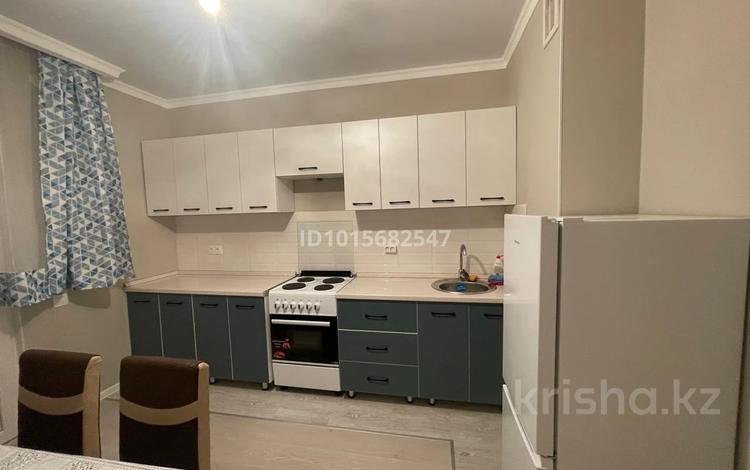 2-бөлмелі пәтер · 60 м² · 2/16 қабат, Қалқаман-2 ш/а., Абишева 36/9, бағасы: 300 000 ₸ в Алматы, Наурызбайский р-н — фото 2