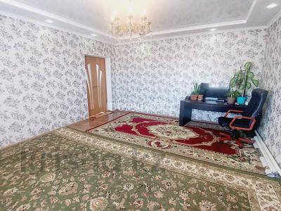 Жеке үй · 3 бөлме · 100 м² · 25 сот., Достык 30 — Садика и новый школи, бағасы: 30 млн 〒 в 