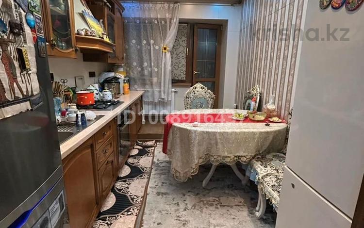 4-бөлмелі пәтер · 85 м² · 3/5 қабат, мкр Алмагуль — Гагарина 292/1, бағасы: 100 млн ₸ в Алматы, Бостандыкский р-н — фото 2