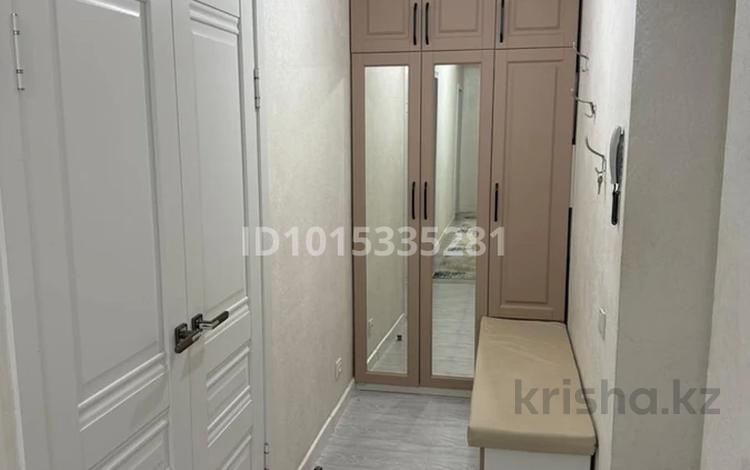 2-бөлмелі пәтер · 60 м² · 14/16 қабат, Қалқаман-2 ш/а., Абишева 36/5, бағасы: 300 000 ₸ в Алматы, Наурызбайский р-н — фото 2