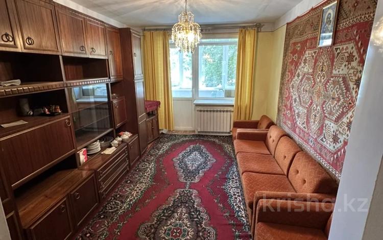 3-комнатная квартира · 57 м² · 1/5 этаж, ул. Конституции Казахстана за 27 млн ₸ в Петропавловске — фото 2