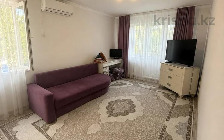 1-комнатная квартира · 30 м² · 3/5 этаж, Аманжолова за 10.5 млн ₸ в Уральске — фото 2