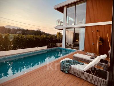 Отдельный дом · 4 комнаты · 423 м² · 3.98 сот., Маник за ~ 483.6 млн 〒 в Пхукете