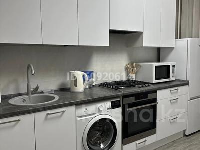 1-бөлмелі пәтер · 45 м² · 7/9 қабат, Тлендиева 258 Б, бағасы: 300 000 ₸ в Алматы, Бостандыкский р-н