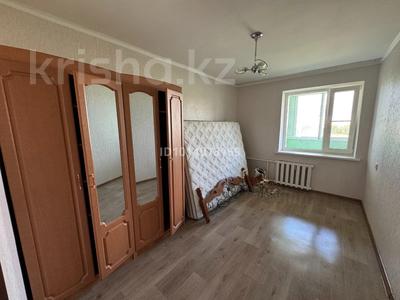 2-комнатная квартира · 55 м² · 5/5 этаж, мкр 4 25 за 14.5 млн ₸ в Уральске