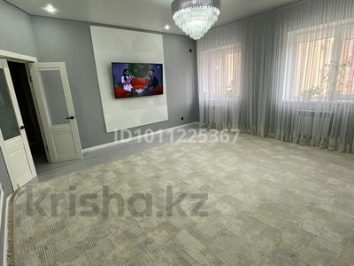 2-комнатная квартира · 89.5 м² · 3/5 этаж, мкр. Алтын орда, ​микрорайон Батыс 2 228/2 — по.Тауелсиздик пересечение Г.Жубанова за 35 млн ₸ в Актобе