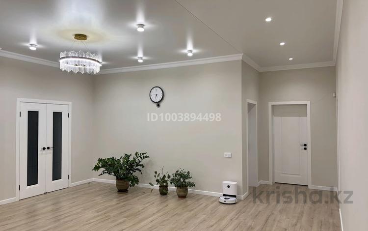 Отдельный дом · 4 комнаты · 172 м² · 11 сот., Карасай батыра за 105 млн 〒 в Туздыбастау (Калинино) — фото 4