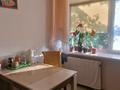 2-бөлмелі пәтер · 55 м² · 2/5 қабат, Муткенова 52, бағасы: 20 млн ₸ в Павлодаре — фото 2