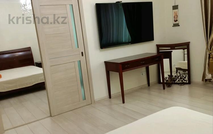 1-комнатная квартира · 45 м² · 11/14 этаж, Кабанбай 48 — Керей Жанибек за 250 000 ₸ в Астане, Есильский р-н — фото 3