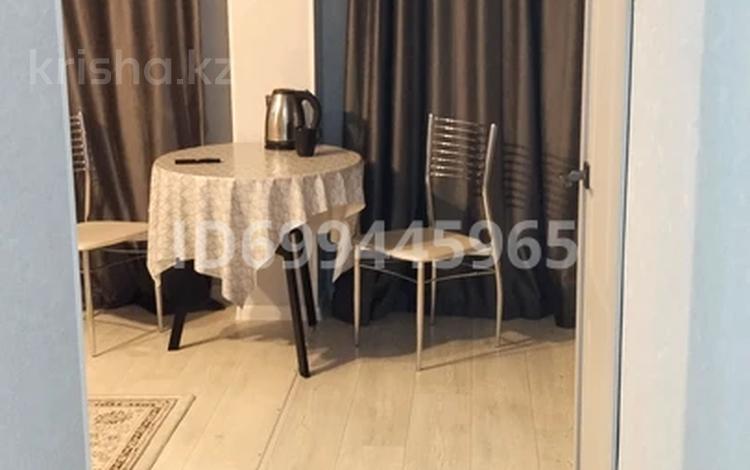 1-комнатная квартира · 33 м² · 1/5 этаж, Виноградова 8 — Ивушка за 10 000 〒 в Усть-Каменогорске — фото 10