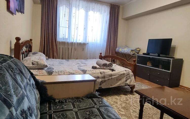 1-бөлмелі пәтер, 40 м², 3/8 қабат тәулігіне, Сейфуллина 577/89 — Шевченко, бағасы: 12 500 〒 в Алматы — фото 59