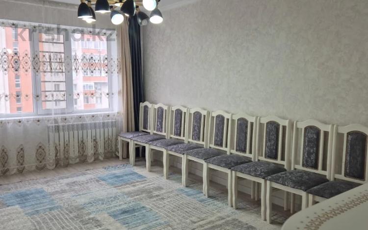 3-комнатная квартира · 66.4 м² · 7/9 этаж, мкр 12 43 за 25 млн ₸ в Актобе — фото 2
