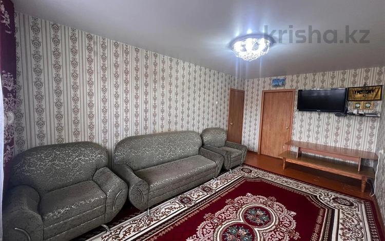 2-комнатная квартира · 44.1 м² · 5/5 этаж, Майкудук, 14й микрорайон за 8.5 млн ₸ в Караганде, Алихана Бокейханова р-н — фото 2