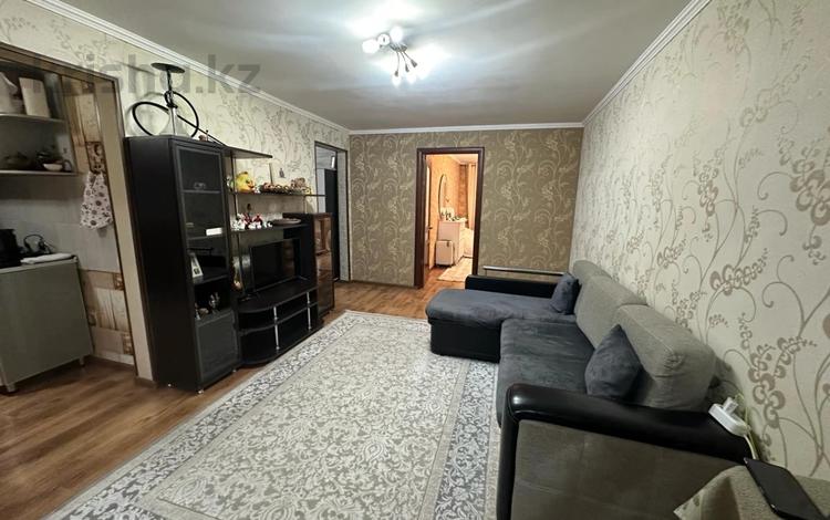 2-комнатная квартира, 49 м², 2/4 этаж, Алдиярова за 18 млн 〒 в Шымкенте, Енбекшинский р-н — фото 9